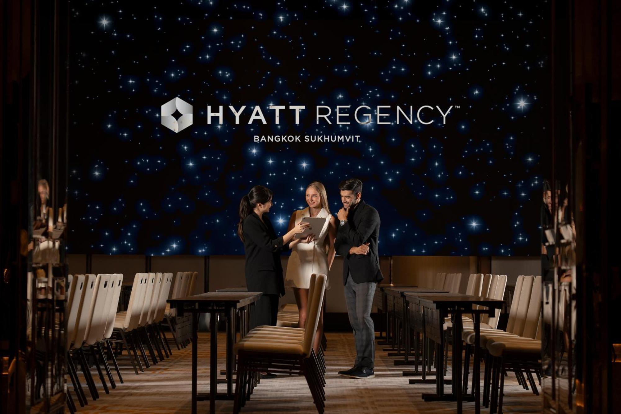 Hyatt Regency Bangkok Sukhumvit Hotel Kültér fotó